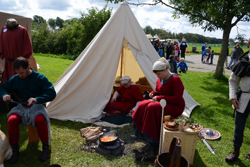 ../Images/Belegering van Teylingen 2014 038.jpg